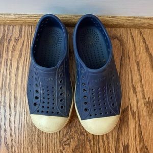 Native Jefferson Child Size 10